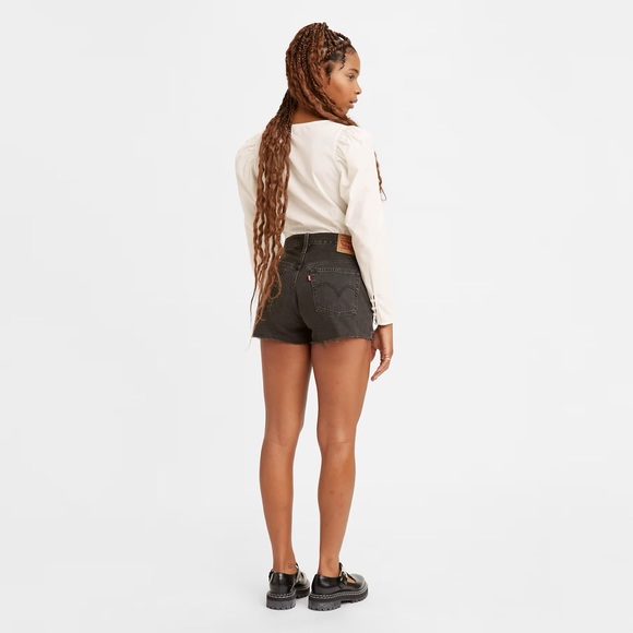 Levi’s size 25 high rise 501 jean shorts - Picture 2 of 6